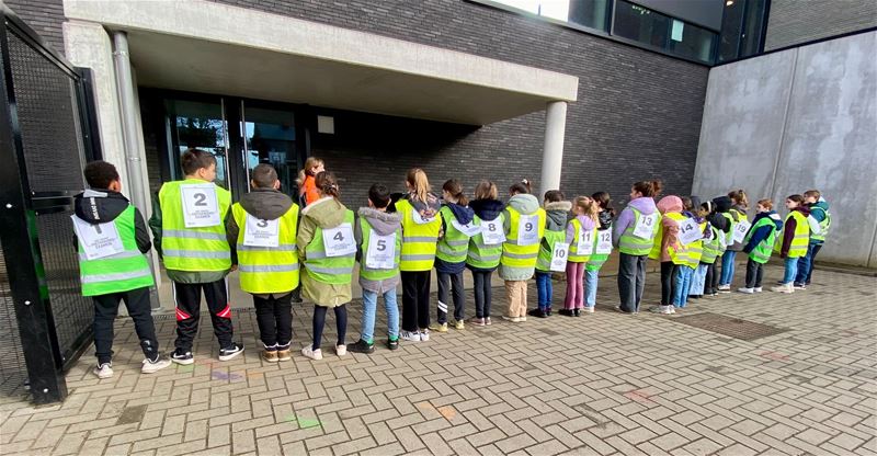 Veilige voetgangers in 't Molenholleke