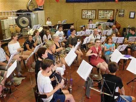 Verenigde Vrienden zoeken nieuwe muzikanten