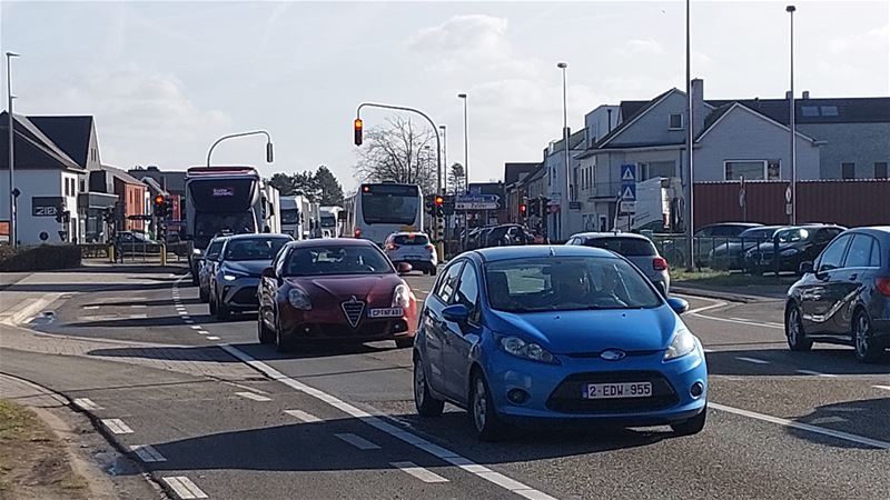 Verkeerschaos in de Meylandtlaan