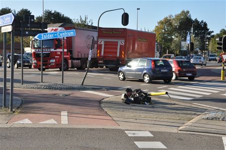 Verkeerslichten defect na botsing