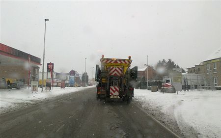 Verkeersproblemen blijven ondanks strooien