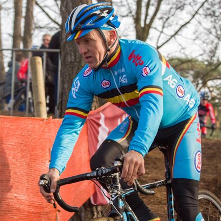 Veteranen verkenden het parcours