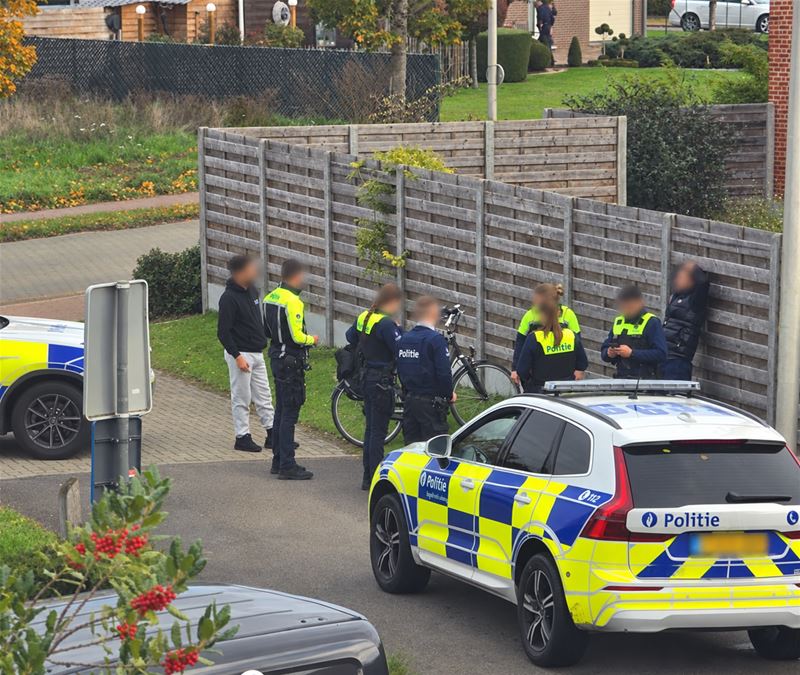 Vluchtende crossmotor onderschept na achtervolging