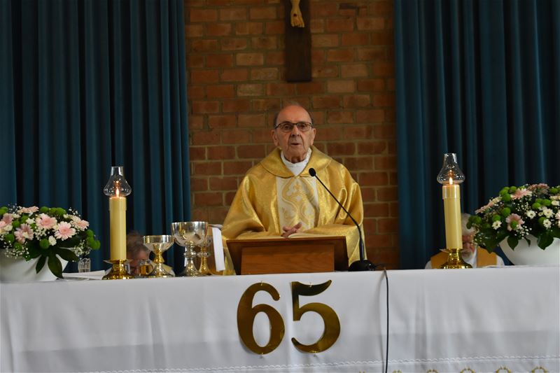 Volle kerk voor jubileum Godfried Vanderfeesten