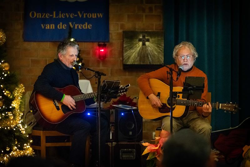 Vredeswake zoekt naar eenheid in verscheidenheid