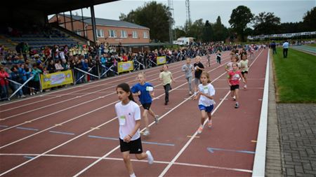 Vrijdag jubileumeditie van scholenveldloop