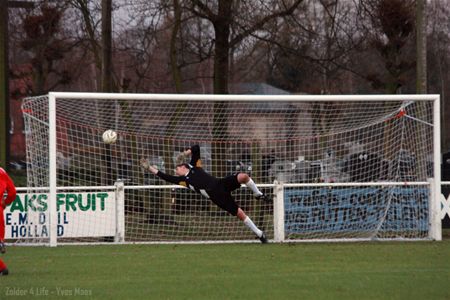 Vrijheid en Viversel vinden de goal