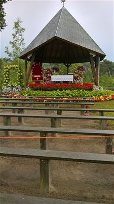 Weer verbrodt de 15 augustusvieringen