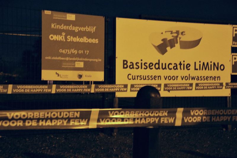 Wie zit hier nu weer achter?