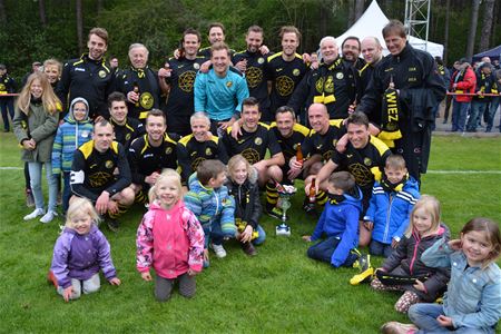 Wieze Boys A pakt de beker