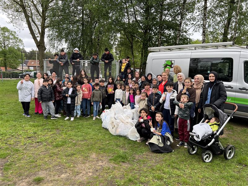Wijkwerking steekt de handen uit de mouwen