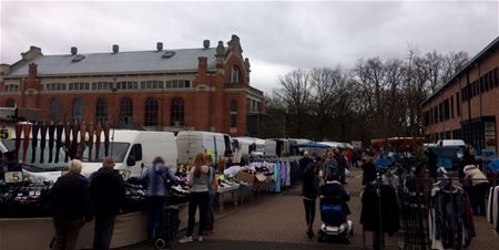 Wind hield één vijfde marktkramers weg