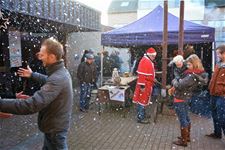 Zondag kersthappening en voorverkoop van revue