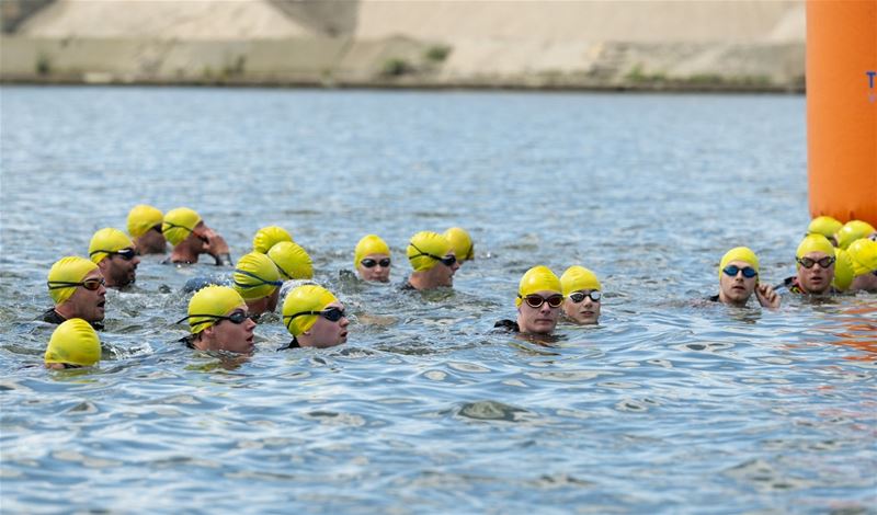 Zondag triatlon op circuit en in kanaal