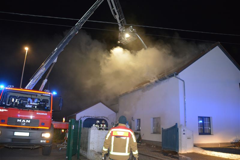 Zware brand treft woning in Viversel