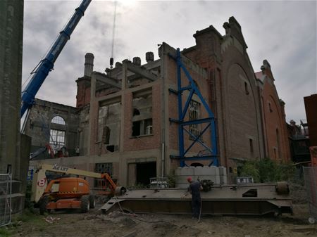 Zware werken gestart voor cultuurcentrum