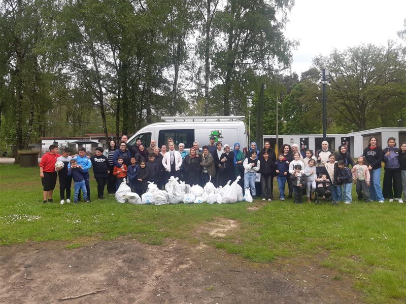 Zwerfvuil opgeruimd in wijk Lindeman