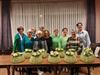 femma-eversel-jongleert-met-bloemen