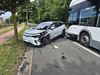lichtgewonden-bij-botsing-tussen-auto-en-bus