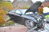 Complete ravage door crash met auto's en bus