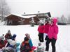 Molenhollekeleerlingen amuseren zich in de sneeuw