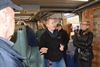 KWB bezocht hergebruikcentrum en kringwinkel