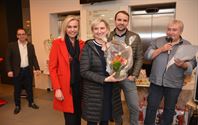 Een grote groep winnaars van eindejaarsactie