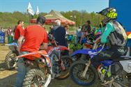 Brancardiershof vormt mooi decor voor motorcross