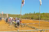 Brancardiershof vormt mooi decor voor motorcross