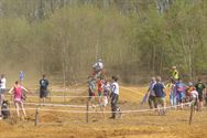 Brancardiershof vormt mooi decor voor motorcross