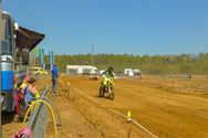 Brancardiershof vormt mooi decor voor motorcross