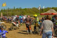 Brancardiershof vormt mooi decor voor motorcross