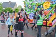 Lange carnavalstoet van regen naar zon