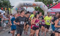 Meer dan 300 lopers op Midzomerjogging