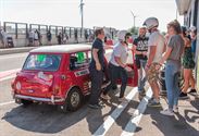 Een feestje voor de 60-jarige Mini