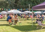 Foodtruckfestival van start in volle zon