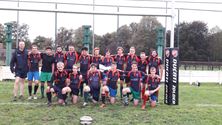 Rugbyteams bijten in het zand