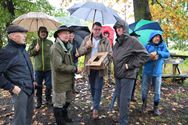 Moedige wandelaars niet bang voor de regen