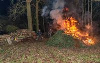 Een kerstboomverbranding in de Heuvelstraat