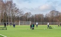 De kunstgrasvelden zijn ingetrapt