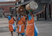 Een maffe combinatie van drums en piano