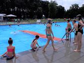 Leerlingen beleefden een topdag in het zwembad