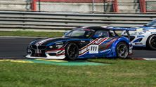 Polle Geusens wint eerste race Supercar