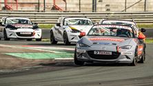 Polle Geusens wint eerste race Supercar