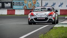Polle Geusens wint eerste race Supercar