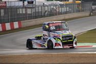 Al een stevige opwarming van de racetrucks