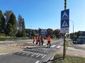 Leerlingen helpen bij de verkeersafwikkeling