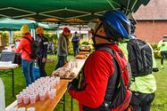 Veel mountainbikers aan De Veen