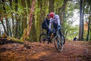 Veel mountainbikers aan De Veen