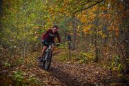 Veel mountainbikers aan De Veen